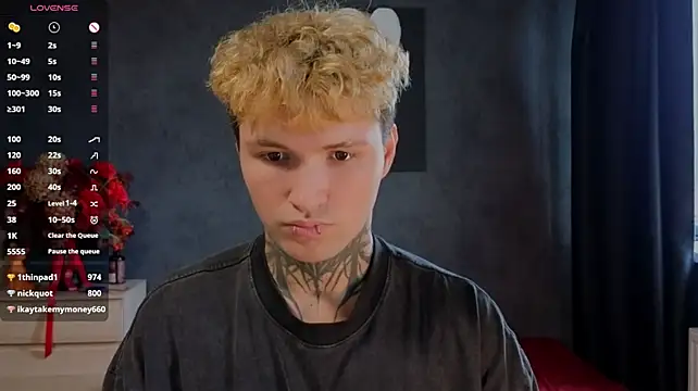 JonnyDarkk লাইভ XXX চ্যাট