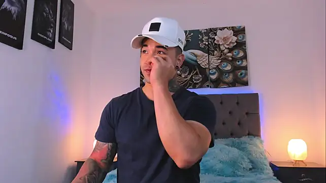 Chat +18 de Mathew_Colee ao vivo