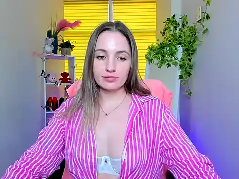 Mila-moon's Live XXX Chat