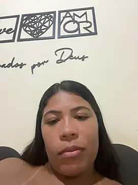 ZahraAmira_ Adlı Modelin Canlı XXX Sohbeti