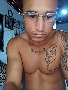 Czat XXX na żywo – Fitneehot