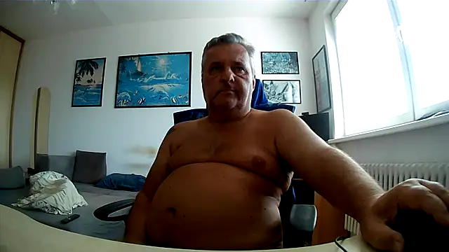 Robert_SK1's Live XXX Chat