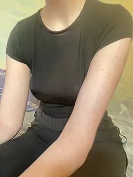 KittieCreme Chat XXX live