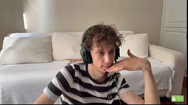 Show de ExcusedResident na webcam