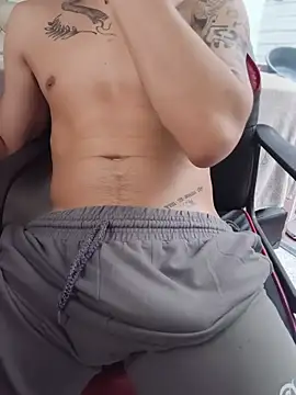 Živý XXX chat AlphaMasterXxx