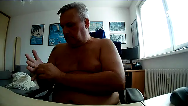 Robert_SK1 – Live XXX-chat