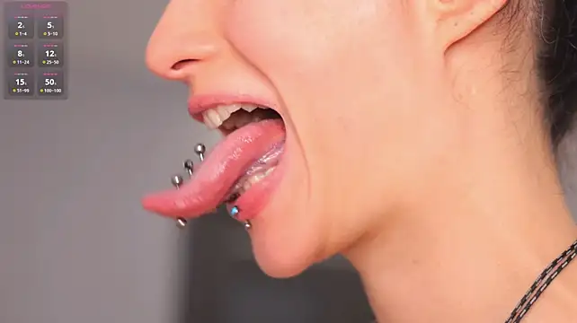 Holla_Molly Live XXX-Chat
