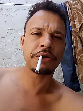 XXX chat uživo modela DANILOFERRAZATV