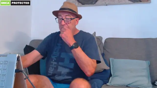 bluedae1's Live XXX Chat