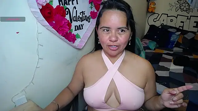 Chat +18 de Miss__kendra_ ao vivo