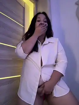 LushBySofa's Live XXX Chat