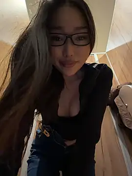 Chatroom XXX en direct de trytomakememoam