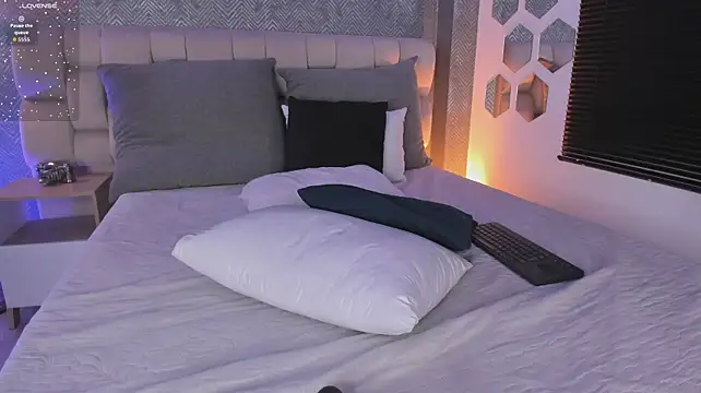 sofi_bakerr Chat XXX live