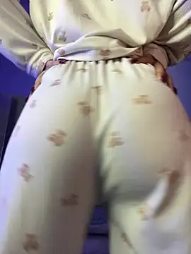 Chatroom XXX en direct de LynaFrost