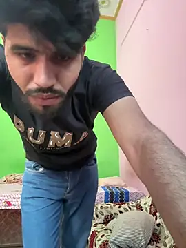 MASTTERRRR Adlı Modelin Canlı XXX Sohbeti