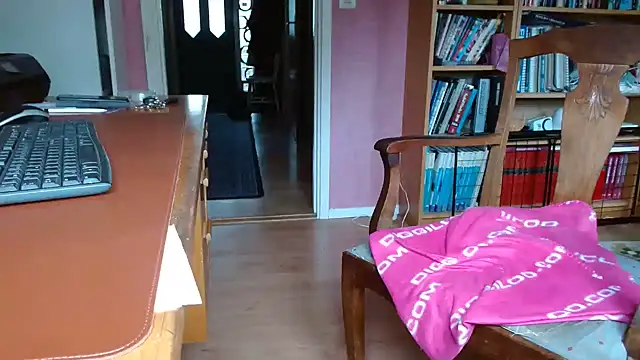 XXX chat uživo modela Solek56