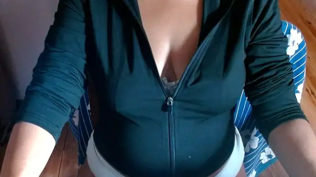 Chatroom XXX en direct de MysteryLadyxXx