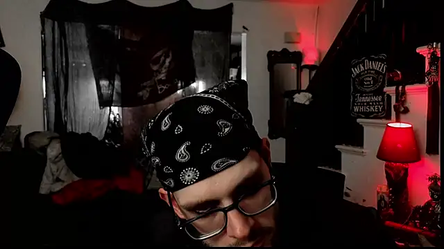 צ'אט XXX בשידור חי של MasterDaddyCool
