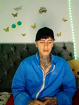 XXX chat uživo modela Camilo_Tattoo