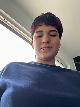 emma_cute7 Adlı Modelin Canlı XXX Sohbeti