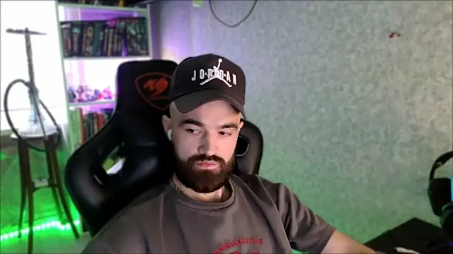 Онлайн чат XXX _Serious_Man