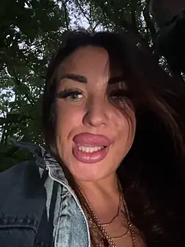 Chatroom XXX en direct de RuslanaXX