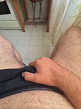 GoldenBoyzz99 Live XXX-chat