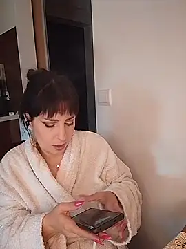 EmmaKrosss Chat XXX live