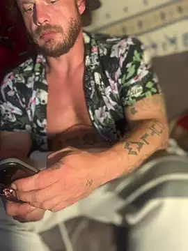 Ldnick69 élő XXX-chatje