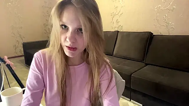 axin_burnell Adlı Modelin Canlı XXX Sohbeti
