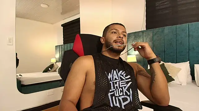 Bruno_Silva_ Live XXX-chat