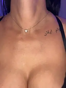 BruneFatal Live XXX-chat