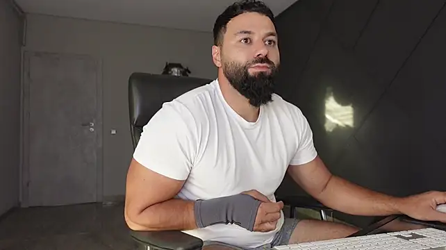 Chat XXX ao vivo de mattmasterss