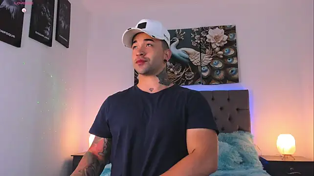Mathew_Colee Chat XXX live