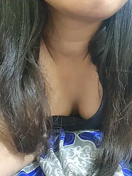 CuteSarikaLIVE's Live XXX Chat