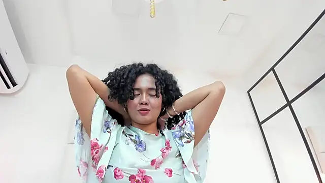 Kiraspell's Live XXX Chat