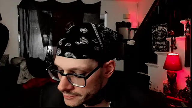 MasterDaddyCool's Live XXX Chat