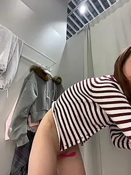 Outdorable Adlı Modelin Canlı XXX Sohbeti