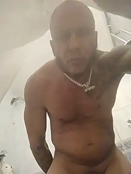 XXX chat uživo modela Tyyson03