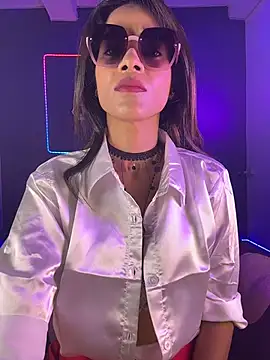 Ivy_the_goddess Adlı Modelin Canlı XXX Sohbeti