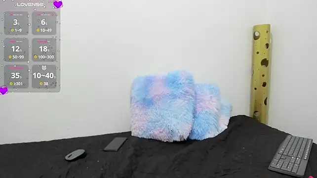 Lindsey8 Chat XXX live