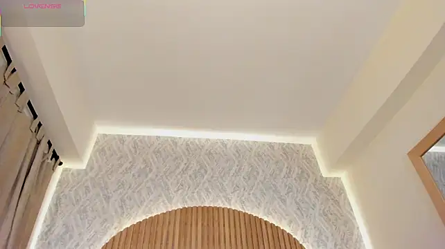 nicolle_pierce 现场XXX聊天
