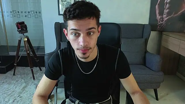 XXX chat uživo modela KaydenDrew