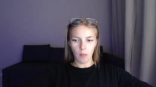 HitGyrl's Live XXX Chat