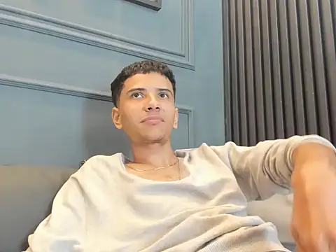 Chatroom XXX en direct de Mael_beischel