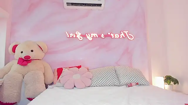 Iam_Caami_のライブXXXチャット