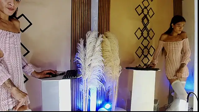 دردشة ZAMMIRA الجنسية المب اشرة