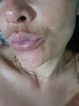 sarayulith Live XXX-Chat