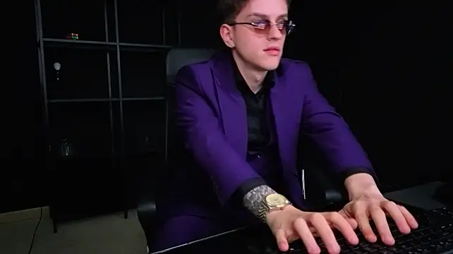 Chat +18 de FelixStarkk ao vivo