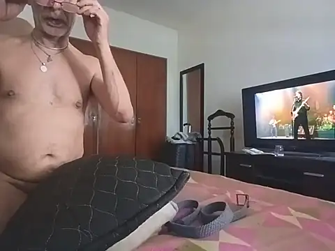 Toby2712's Live XXX Chat